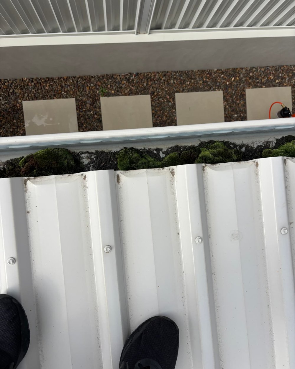Gutter Cleaning before cleaning